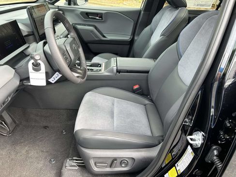 New 2026 Toyota RAV4 XSE w/ Panoramic Sun Roof Package AWD/4WD image 16