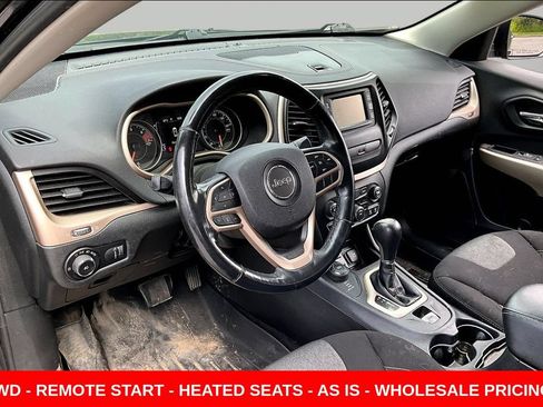Used 2018 Jeep Cherokee Latitude w/ Altitude Package AWD/4WD image 17