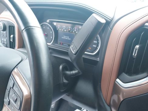 Used 2023 Chevrolet Silverado 2500 High Country w/ Z71 Off-Road Package AWD/4WD image 18