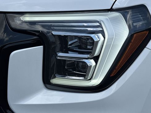 Used 2026 GMC Terrain Elevation w/ Black Edition FWD image 6