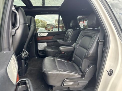 Used 2021 Lincoln Navigator L Reserve AWD/4WD image 55