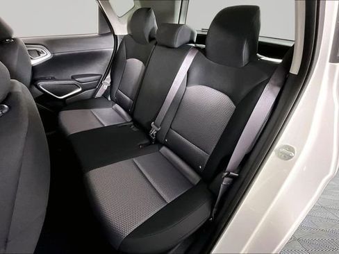 Certified 2024 Kia Soul LX FWD image 21