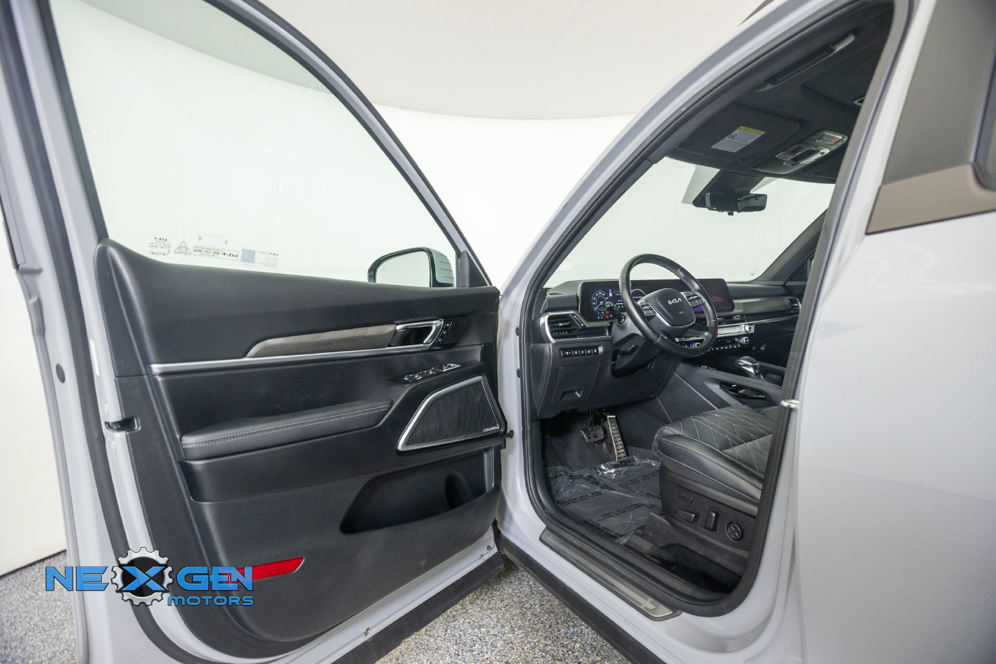 Used 2023 Kia Telluride SX Prestige X-Line AWD/4WD image 12