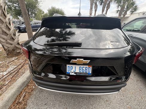 Used 2024 Chevrolet Trax LT FWD image 6