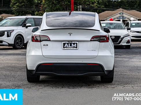 Used 2022 Tesla Model Y Long Range AWD/4WD image 11