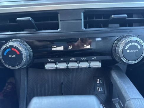 Used 2024 Toyota Tacoma SR5 image 32