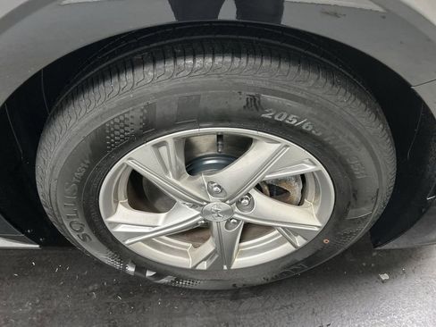 Used 2023 Hyundai Sonata SE image 8