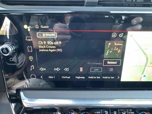 New 2026 GMC Sierra 2500 Denali w/ Denali Reserve Package AWD/4WD image 30