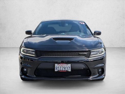 Used 2019 Dodge Charger GT RWD image 2