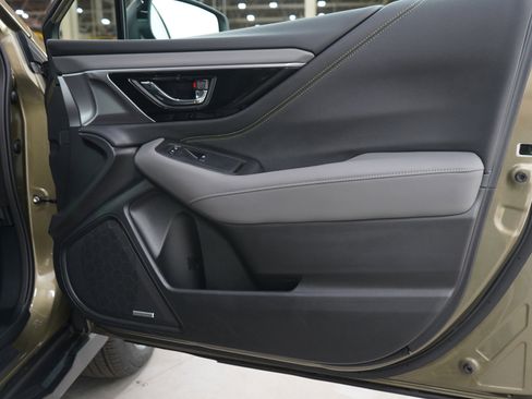 Used 2024 Subaru Outback Onyx Edition AWD/4WD image 9