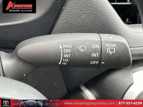 Used 2025 Toyota RAV4 LE FWD image 28