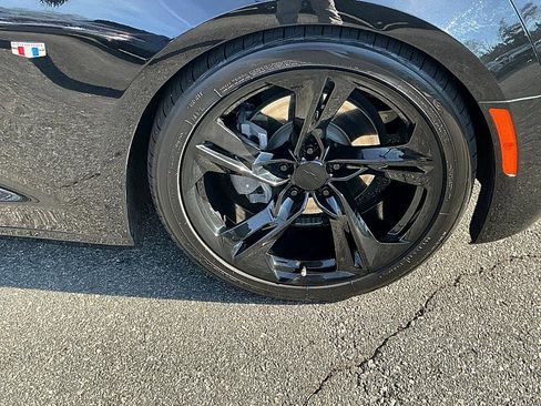 Used 2023 Chevrolet Camaro LT image 10