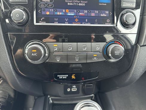 Used 2019 Nissan Rogue S w/ Special Edition Package AWD/4WD image 56