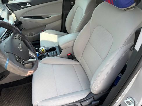 Used 2019 Hyundai Tucson SE FWD image 7