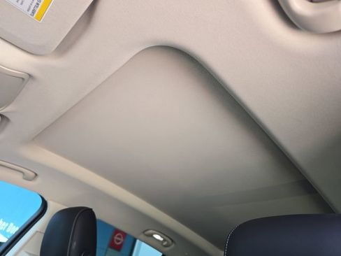 Certified 2021 Buick Envision Essence w/ Technology Package I FWD image 19