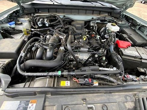 Used 2022 Ford Bronco Badlands image 42