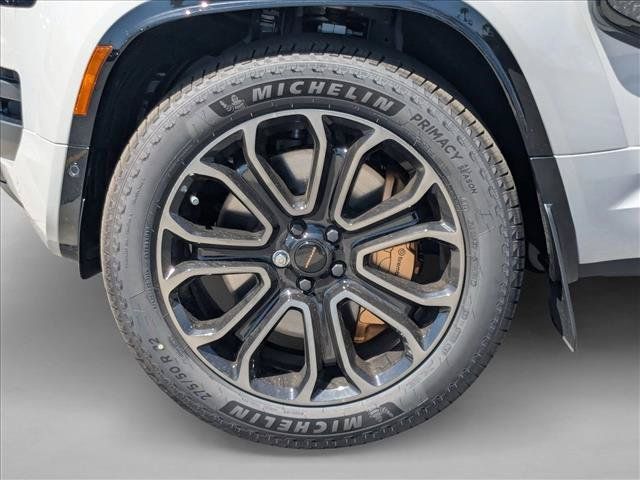 New 2026 Land Rover Defender 110 OCTA AWD/4WD image 10