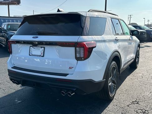 Used 2026 Ford Explorer ST w/ Sun And Sound Package RWD image 3