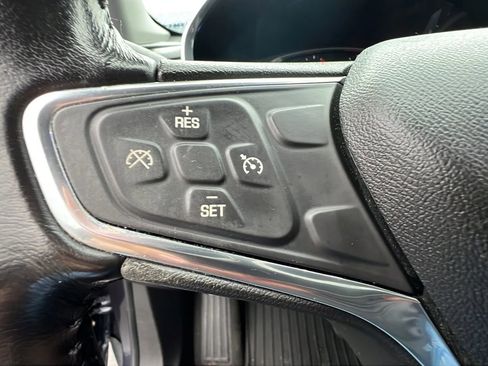 Used 2019 Chevrolet Equinox LT image 20