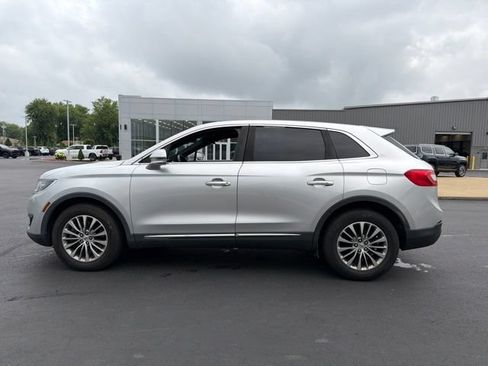 Used 2017 Lincoln MKX Select w/ Lincoln MKX Climate Package AWD/4WD image 4