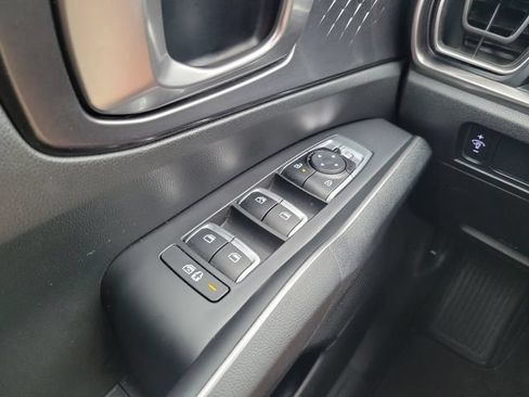 Certified 2024 Kia Sorento S AWD/4WD image 30