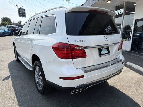 Used 2014 Mercedes-Benz GL 450 4MATIC image 3