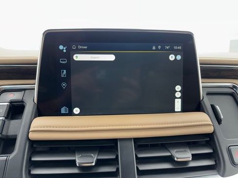 Used 2024 Chevrolet Suburban Premier RWD image 20