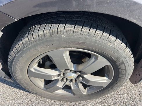 Used 2017 Chevrolet Traverse LT w/ Graphite Special Edition image 8