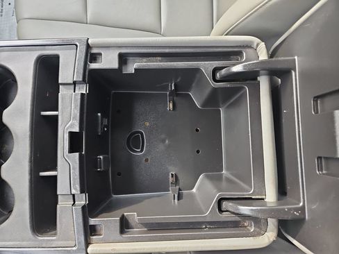 Used 2016 Chevrolet Silverado 2500 W/T RWD image 26