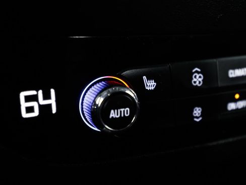 Used 2021 Buick Enclave Essence w/ LPO, Floor Liner Package FWD image 29