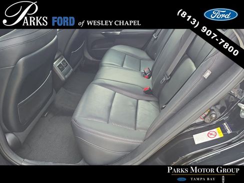 Used 2018 Toyota Avalon XLE image 14