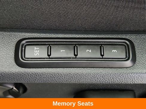 Used 2019 Volkswagen Atlas SEL Premium AWD/4WD image 28