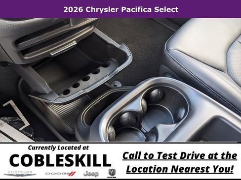 New 2026 Chrysler Pacifica Select image 30