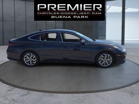 Used 2023 Hyundai Sonata SEL FWD image 9