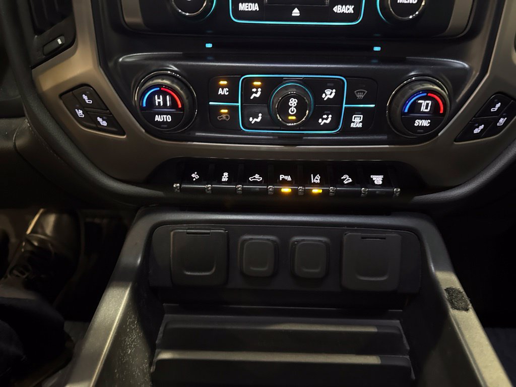 Used 2019 GMC Sierra 3500 Denali w/ Duramax Plus Package AWD/4WD image 27