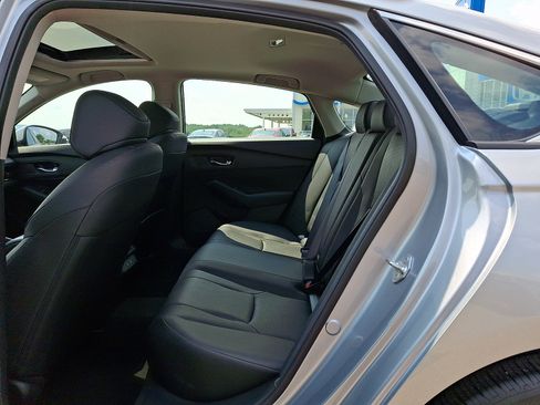 Certified 2025 Honda Accord EX-L image 11