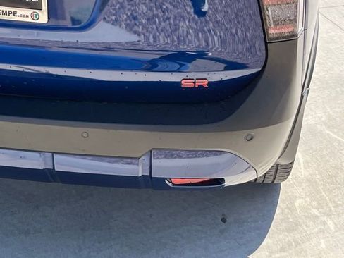 Used 2025 Nissan Kicks SR FWD image 10