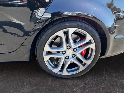 Used 2017 Chevrolet SS RWD image 9