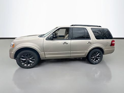 Used 2017 Ford Expedition Limited w/ Equipment Group 301A image 9