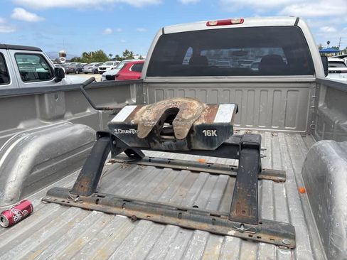 Used 2003 Chevrolet Silverado 3500 LT w/ Skid Plate Package AWD/4WD image 8