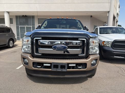 Used 2012 Ford F350 King Ranch w/ King Ranch w/Chrome Pkg AWD/4WD image 2