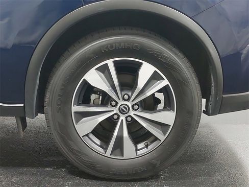 Used 2023 Nissan Murano SV image 32