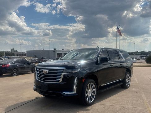 Used 2023 Cadillac Escalade ESV Premium Luxury Platinum AWD/4WD image 9