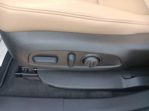 New 2025 Chevrolet Blazer Premier image 26