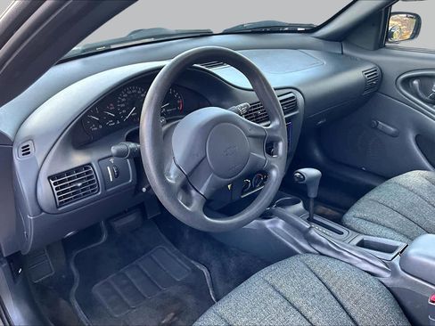 Used 2004 Chevrolet Cavalier Sedan w/ Preferred Equipment Group FWD image 17