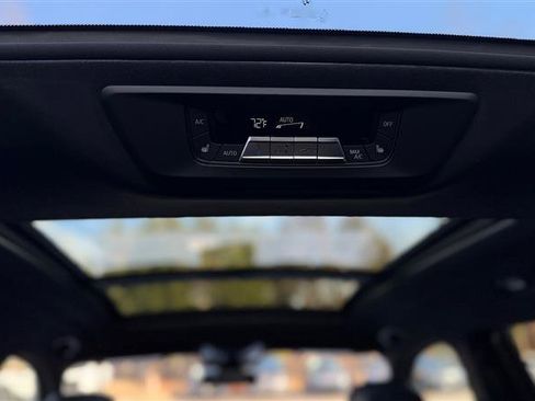 Used 2023 BMW X7 xDrive40i w/ Executive Package image 39