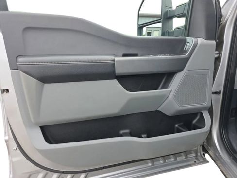 Used 2023 Ford F250 XLT AWD/4WD image 12
