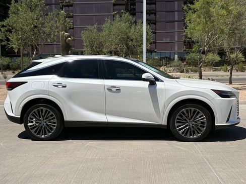 New 2026 Lexus RX 450h AWD image 3