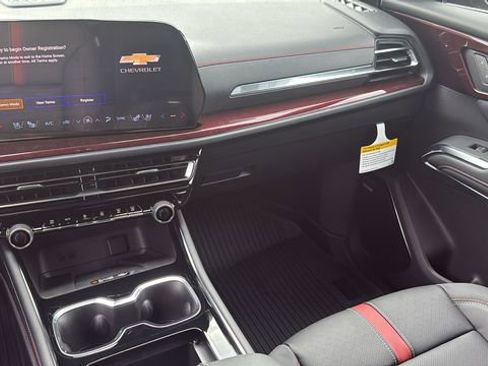 New 2026 Chevrolet Traverse RS w/ LPO, Floor Liner Package image 29
