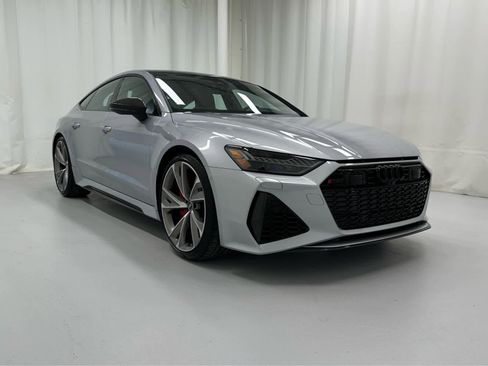 Used 2023 Audi RS 7 Sportback w/ Carbon Optic Package AWD/4WD image 1